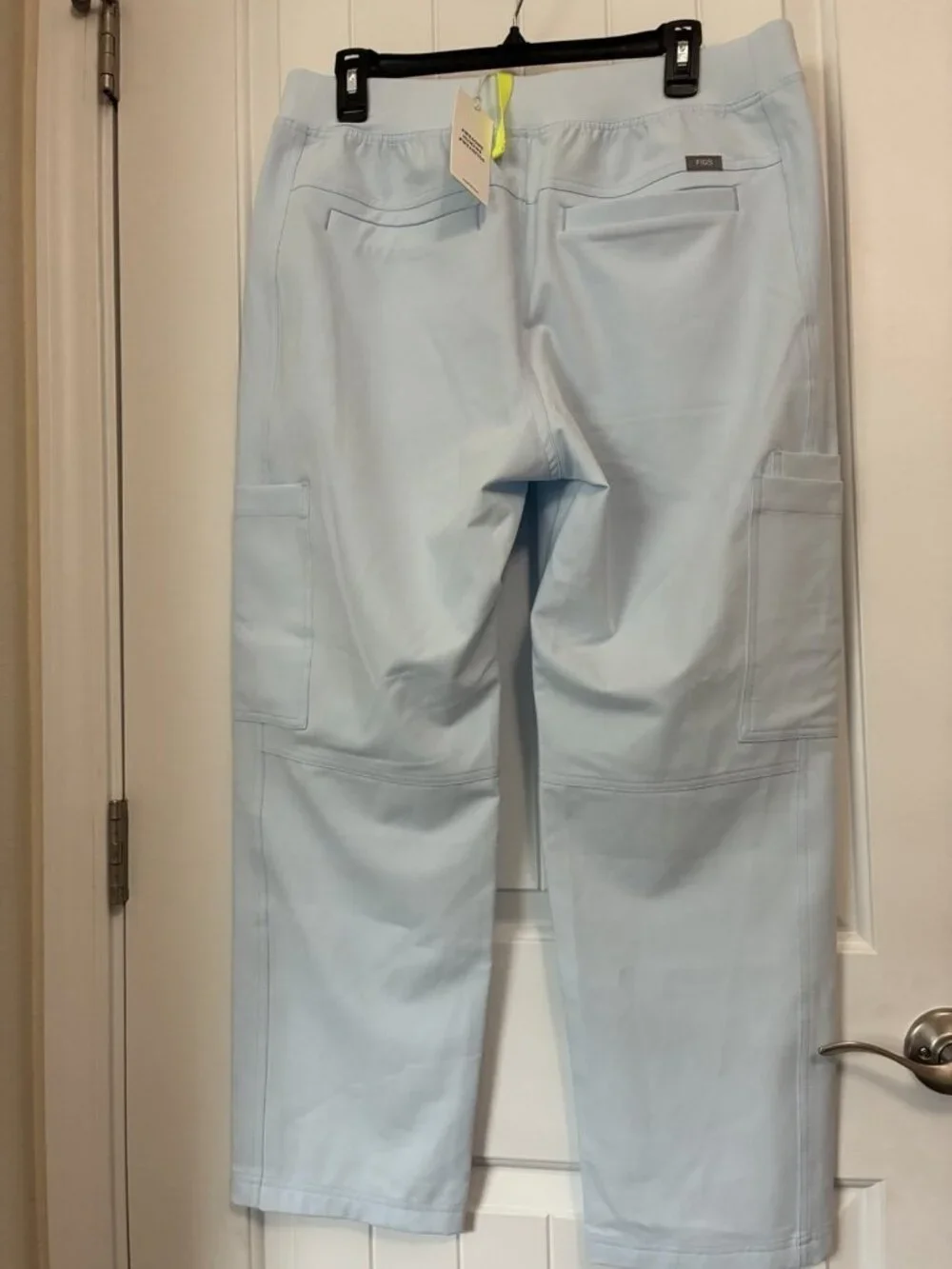 Figs Axim Cargo Scrub Pants In Pale Blue Size LS 34” x 27”